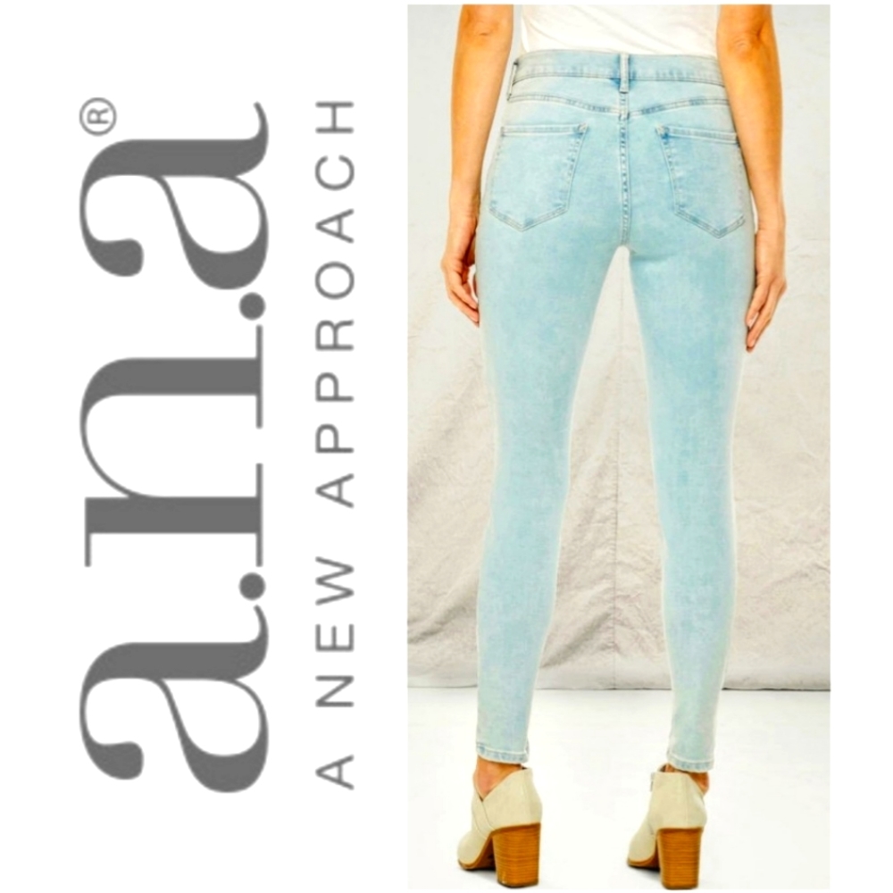 a.n.a. High-Rise Distressed Ankle Skinny sz 14